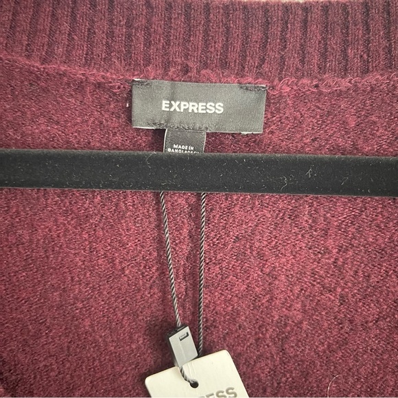 NWT wool blend Express burgundy v neck sweater oversized size medium - Picture 8 of 8